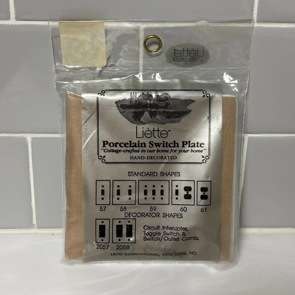 Macbirdie Ceramic Golf Themed Bathroom 4 Piece Set Vintage Soap Bottle Towel Bar